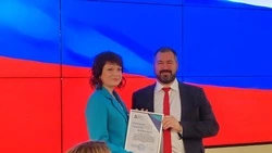 Специалистов и предпринимателей Сахалина наградили за развитие цифровых технологий