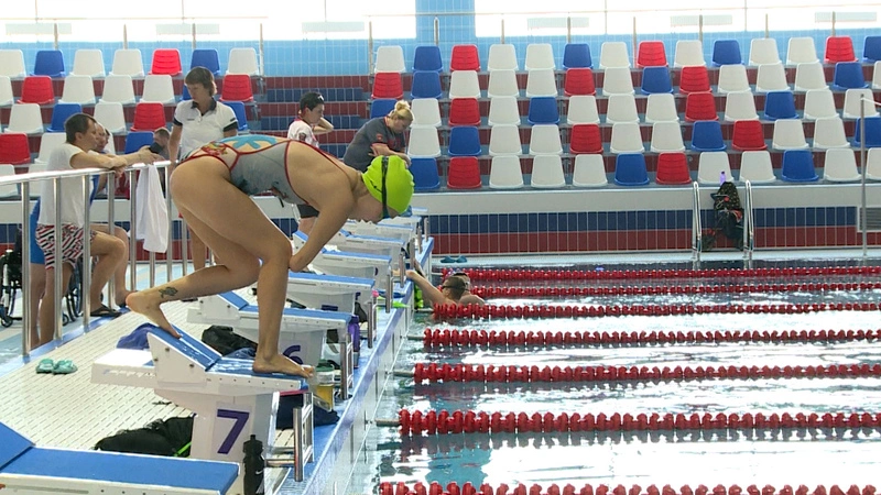 На Сахалине спортсменка без рук проплыла более 4,5 километра