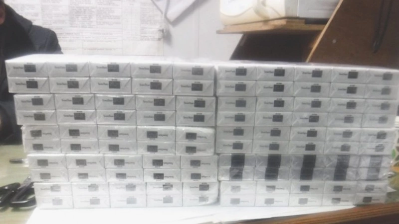 Сахалинские таможенники нашли крупный тайник с сигаретами на судне из Японии 