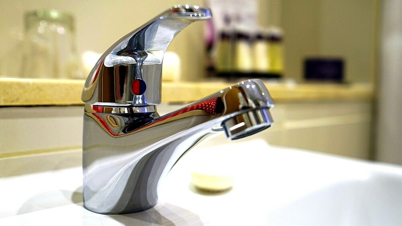 Жители Долинска остались без воды