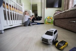 Проект «Добрые дела карты сахалинца»: в Невельске семье помогли с ремонтом