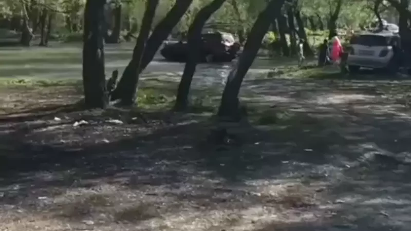 Сахалинца в соцсетях осудили за мытье машины в водоеме