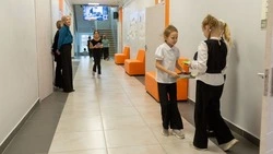 Ученики школы №1 в Южно-Сахалинске сами придумали дизайн для ремонта