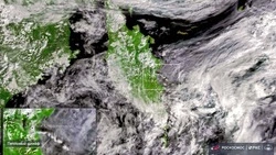 Роскосмос показал спутниковое фото извержения вулкана Крашенинникова на Камчатке