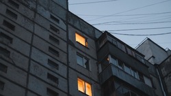 Житель Сахалина хочет вне очереди переехать из аварийного жилья