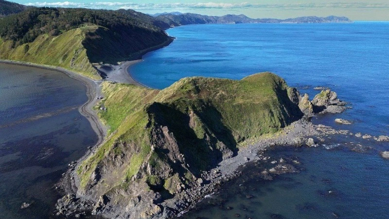 Мыс Евстафия с высоты птичьего полета показал видеограф с Сахалина