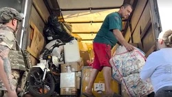 Волонтеры передали гуманитарную помощь сахалинским бойцам в зоне СВО