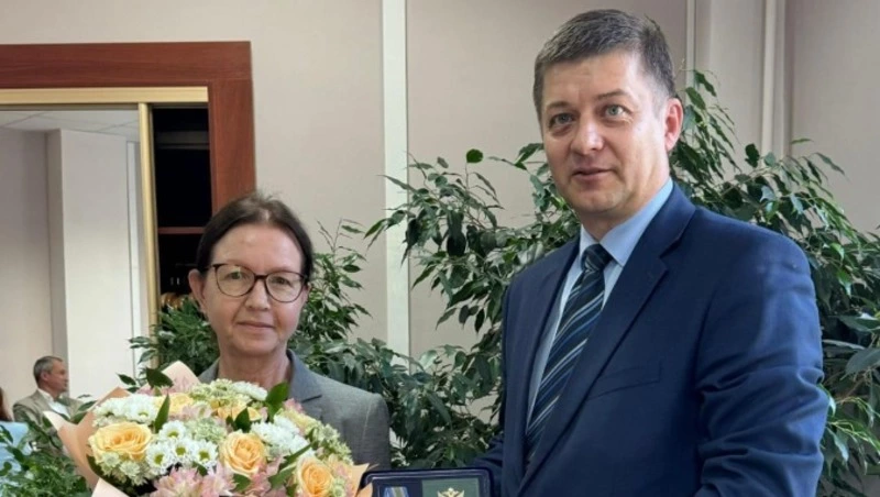 Серебряной медалью «За содействие» награждена вице-президент Сахалинской адвокатской палаты