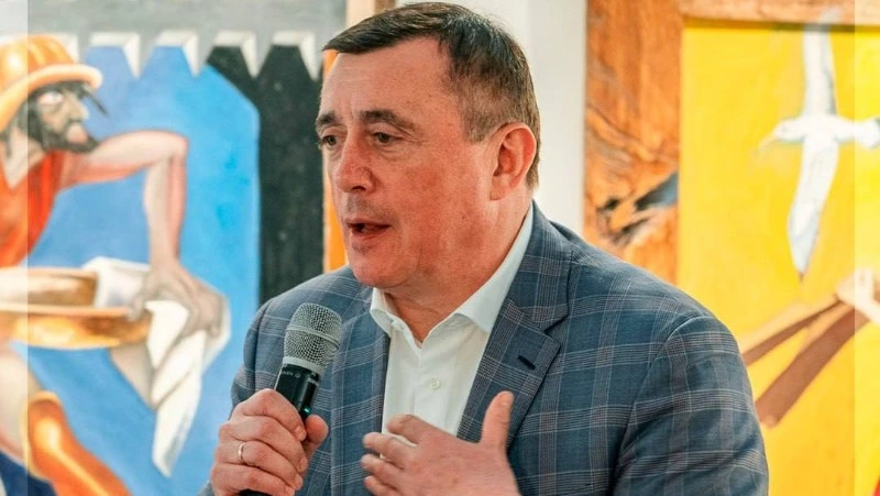 Валерий Лимаренко поздравил жителей Сахалинской области с Днем российского студенчества