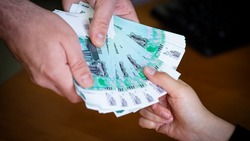 Зарплаты до 300 тысяч рублей предлагают работодатели на Сахалине