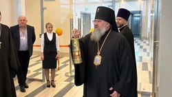 Благодатный огонь доставили в Сахалинскую область 