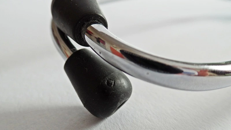 Количество смертей от коронавируса на Сахалине выросло до 300