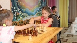 «Единая Россия» провела турниры по шахматам в Холмске и Южно-Сахалинске