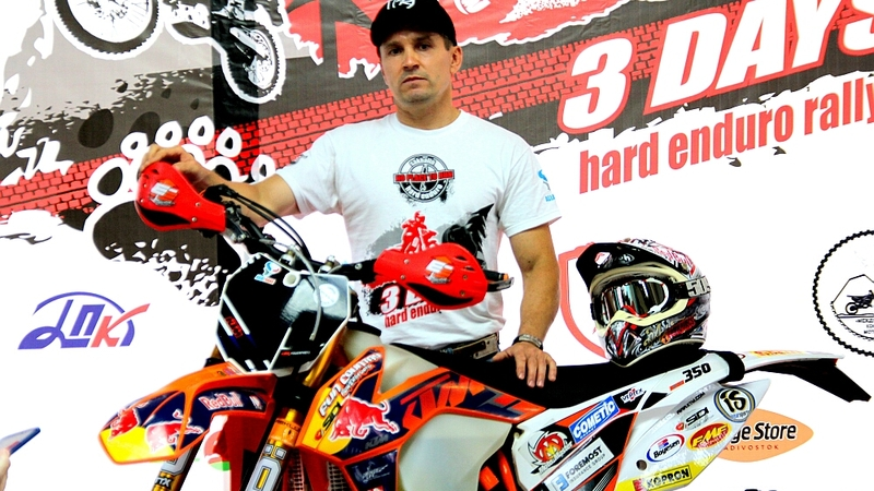 Международные соревнования по эндуро на мотоциклах стартовали на Сахалине