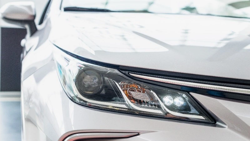 Несдержанный сахалинец выместил злобу, разбив чужой автомобиль