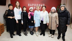 Активистки «Союза женщин России» поддержали Владимира Путина  