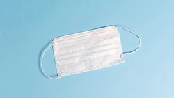 На Сахалине ослабили требование о масках в общественных местах