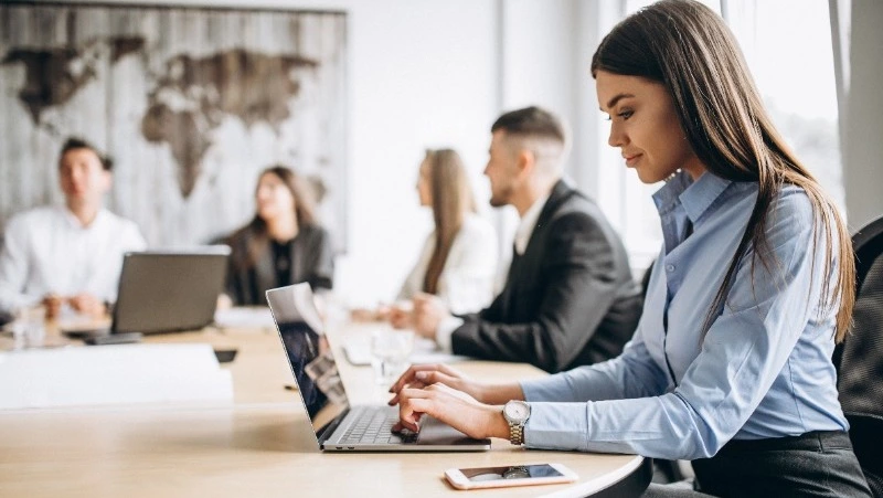 Больше 70% сотрудников Южно-Сахалинска поддержали идею о 36-часовой рабочей неделе