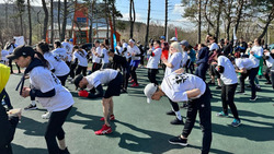 Шестой сезон летнего фитнеса «Здоровье от Анатолича» стартовал в Южно-Сахалинске