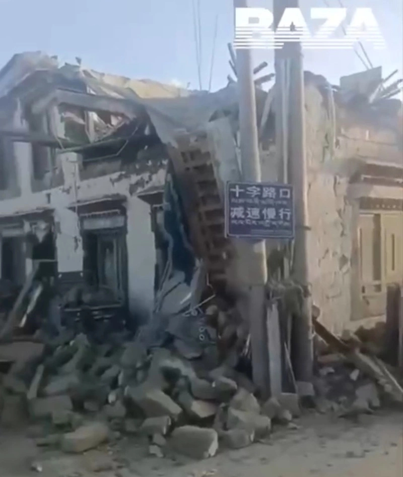 Мощное землетрясение произошло в Тибете: 53 человека погибли, 62 — пострадали 