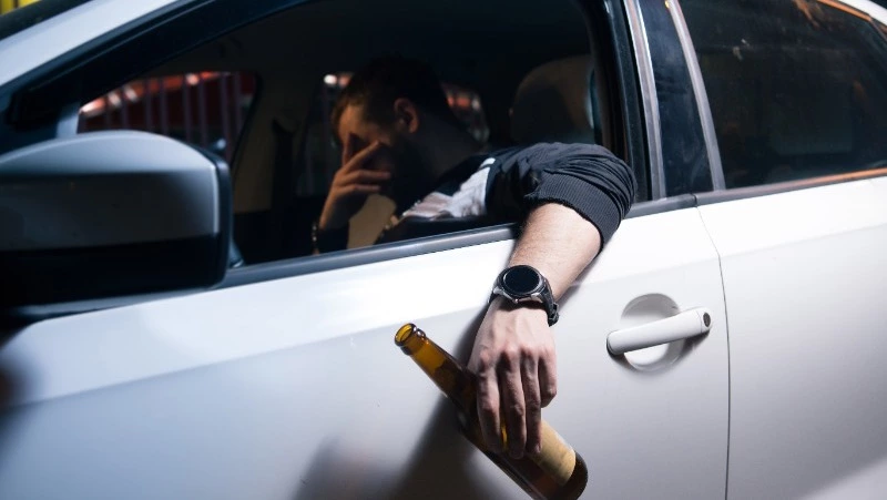 У жителя Поронайска отобрали автомобиль за пьяную езду по решению суда