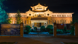 Главный музей Сахалина пережил два «покушения» и отмечает юбилей