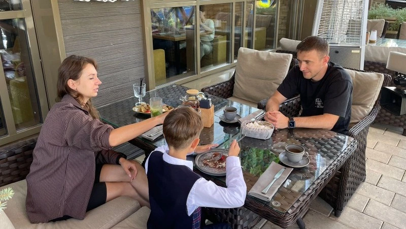 Девять заведений на Сахалине теперь готовят для беременных и кормящих мам