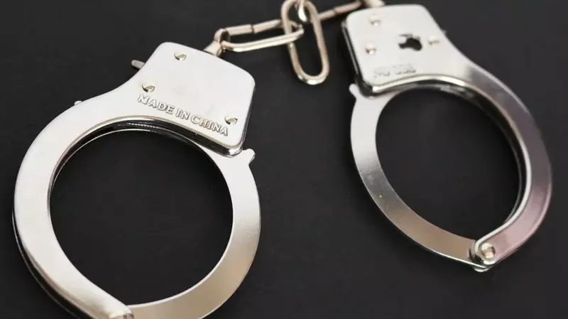 Мужчина отпустил заложницу из офиса микрозаймов в Северодвинске после обещания списать долг