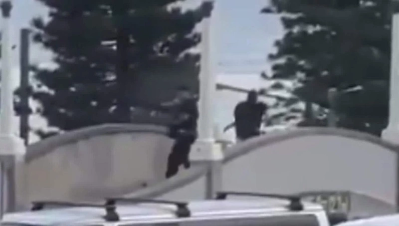 Не менее 12 человек погибли при стрельбе на праздновании Хануки в Сиднее