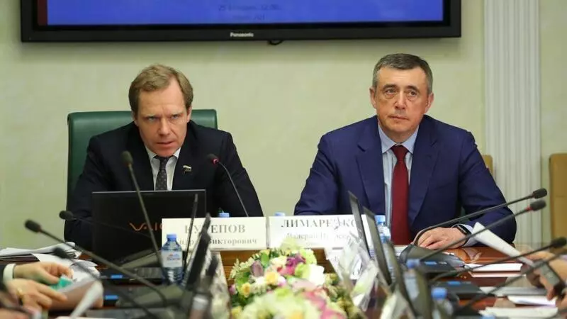 По просьбе Валерия Лимаренко Совфед даст денег на новую взлетную полосу в Южно-Сахалинске