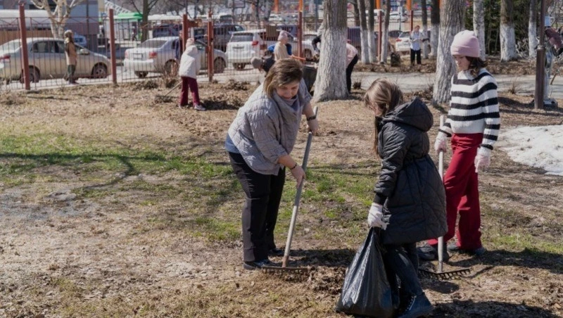 Что изменилось в жизни россиян с 1 апреля 2026 года — карточки