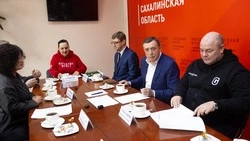 Рейтинг АЗС и связь на железной дороге: Валерий Лимаренко поддержал инициативы «Народного фронта»