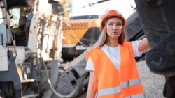 В России в 2027 году сократят список запрещенных для женщин профессий 