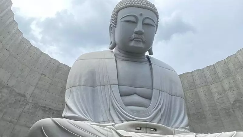 Сахалинцам будут регулярно рассказывать о жизни на японском острове Хоккайдо. Начали с кладбища