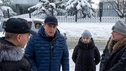 Валерий Лимаренко остался недоволен качеством расчистки дворов в Южно-Сахалинске