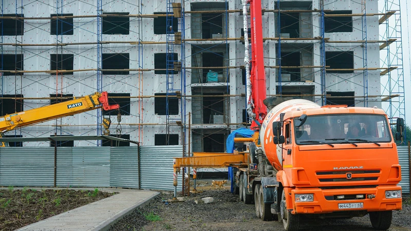 В Углегорске строят новые Черемушки