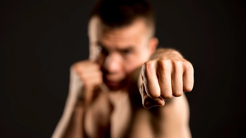 Убили и спрятали в погребе: жители Тымовского проведут до 9 лет в колонии за пьяную драку