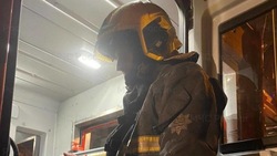 Пожар в Корсаковском районе тушили четверо спасателей 