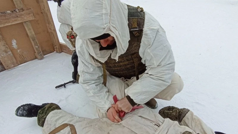 Военнослужащие армейского корпуса ВВО на Сахалине освоили навыки тактической медицины