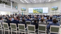 Глава Минздрава РФ высоко оценил опыт Сахалина по привлечению медицинских кадров