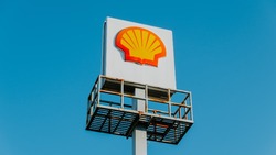 Нефтегазовая компания Shell могла потерять до 5 млрд долларов из-за ухода из России