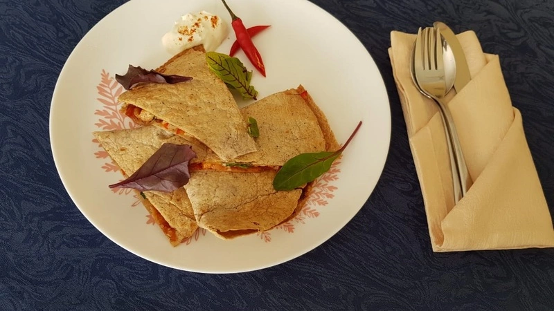 Известный шеф-повар придумал сахалинцам пикантный рецепт на выходные