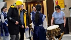 Звезды кулинарного шоу «Повара на колесах» освоили тхэквондо и корейскую кухню на Сахалине