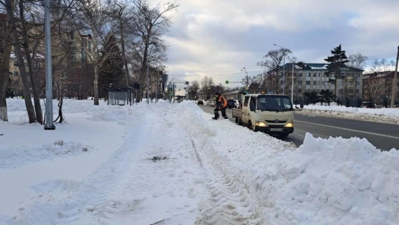 За сутки с улиц Южно-Сахалинска вывезли более 35 тысяч кубов снега