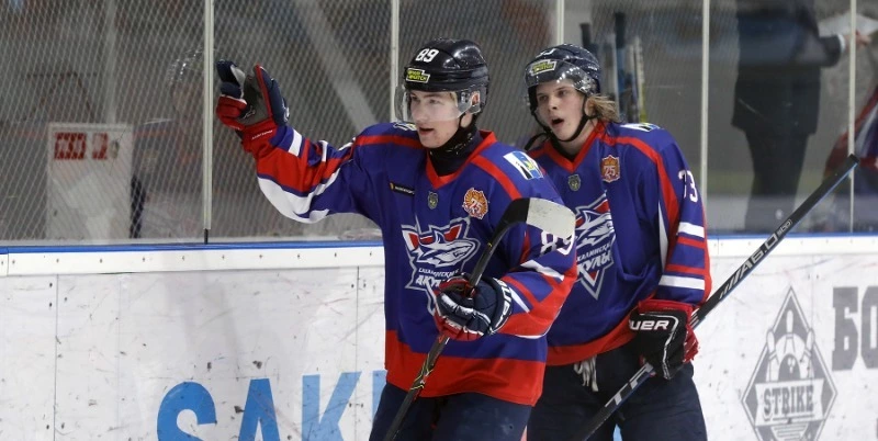 «Сахалинские акулы» обыграли ступинский «Капитан» в первом матче межсезонья