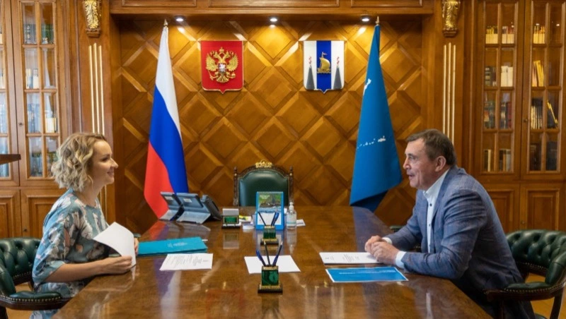 Сахалин станет пилотным регионом по наработке практики службы «Дети в семье»