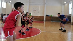Школьников Сахалина приглашают в группу по баскетболу к чемпиону