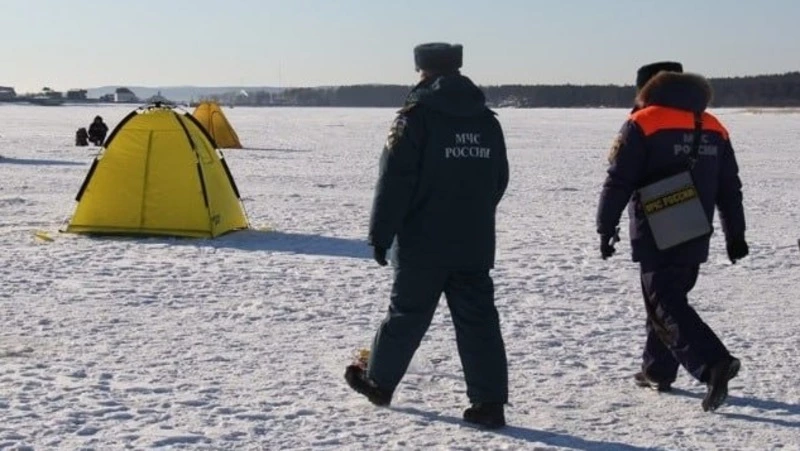 Рыбаков Сахалина предупредили об опасности выхода на лед 15 февраля