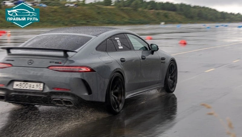 Mercedes-Benz начнет выпускать новые авто из старых машин