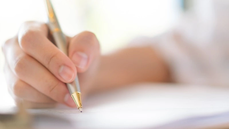 Сбор подписей в поддержку выдвижения Владимира Путина стартовал на Сахалине